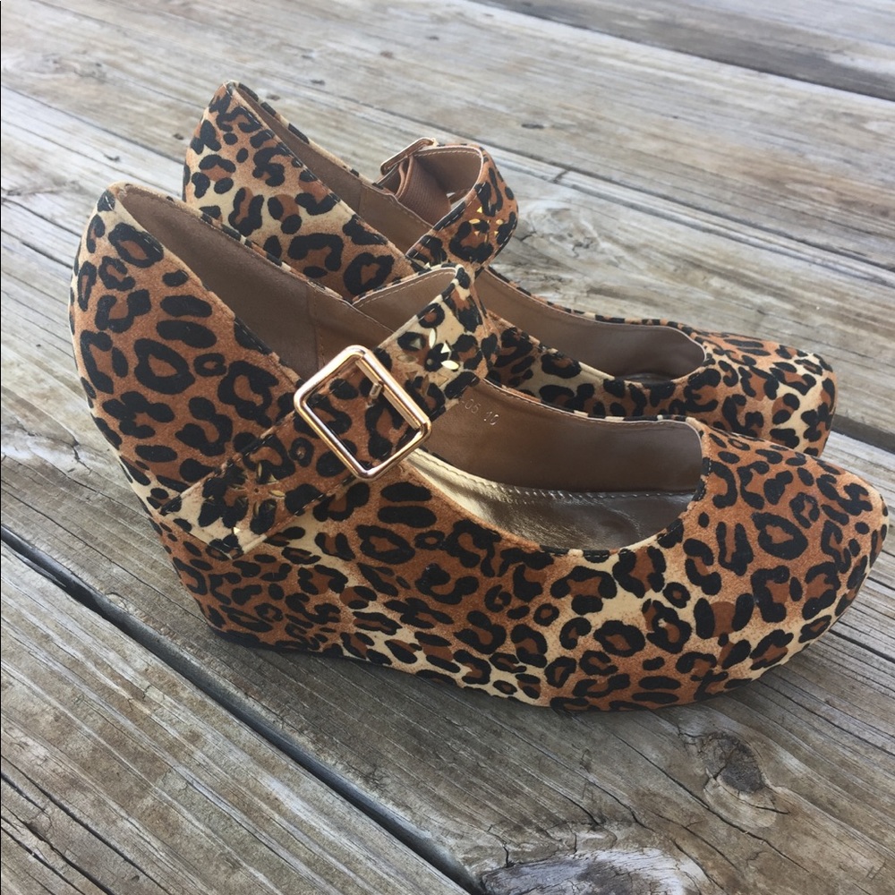 ❌‼️FINAL SALE‼️❌Leopard Wedged Shoe